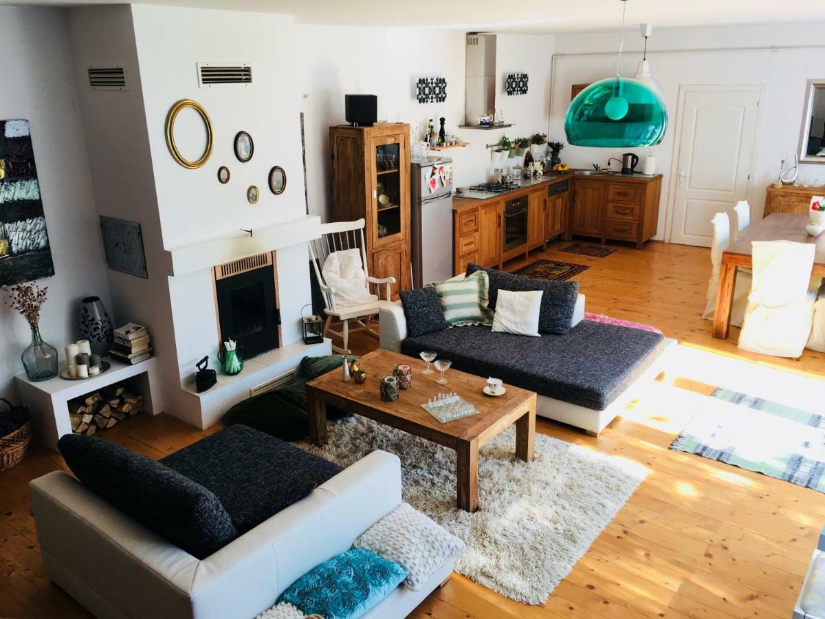Appartamento Casa Delia Laslea Esterno foto