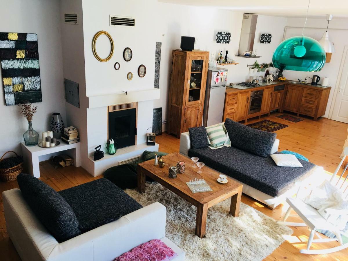 Appartamento Casa Delia Laslea Esterno foto